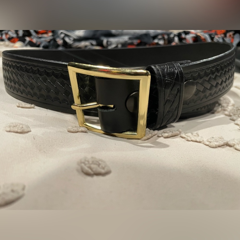 Leather Basketweave Black Belt 38